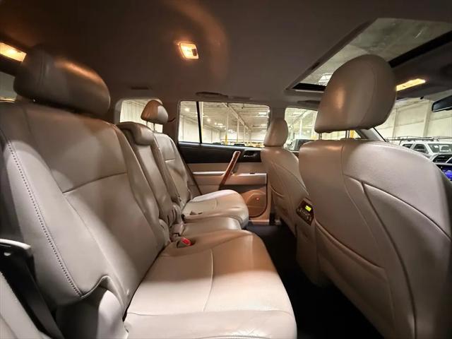 2013 Toyota Highlander Limited V6