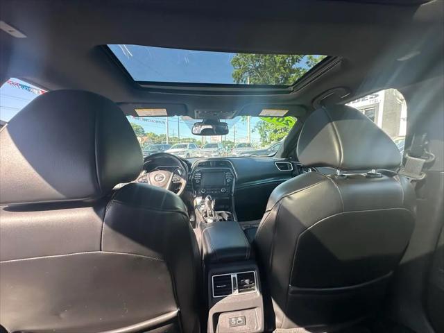 2019 Nissan Maxima 3.5 SR