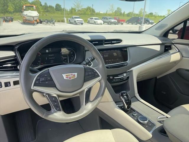 2023 Cadillac XT5 FWD Premium Luxury