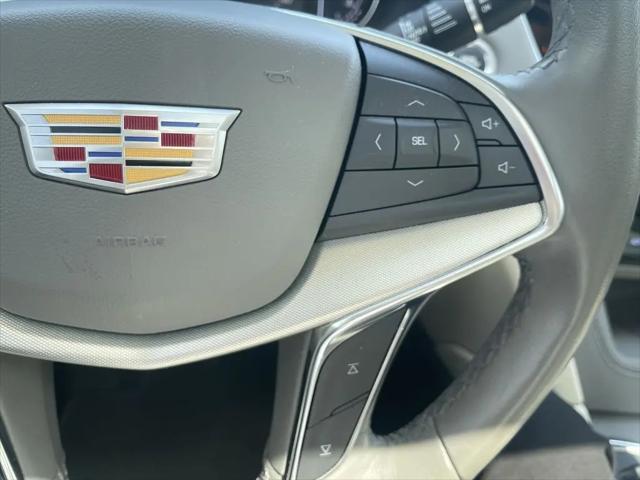 2023 Cadillac XT5 FWD Premium Luxury