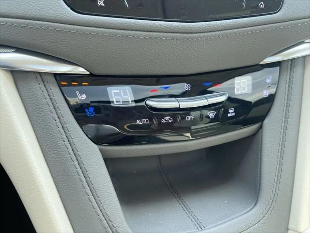 2023 Cadillac XT5 FWD Premium Luxury