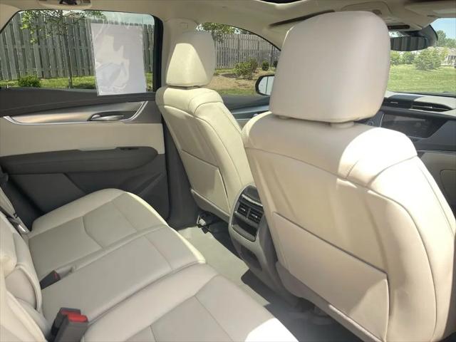 2023 Cadillac XT5 FWD Premium Luxury