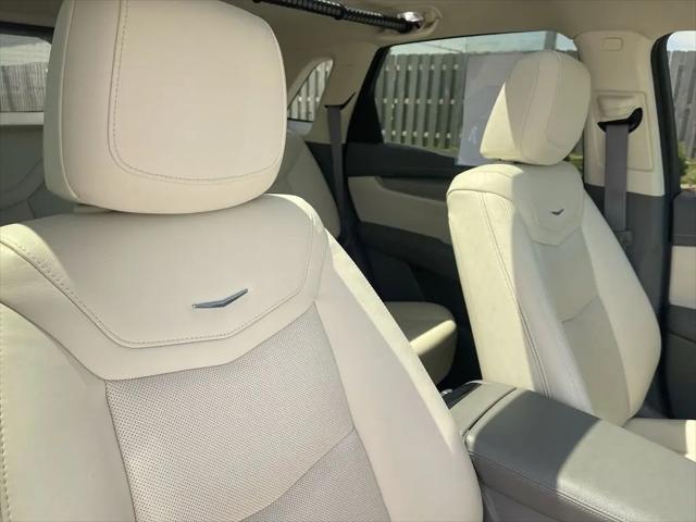 2023 Cadillac XT5 FWD Premium Luxury