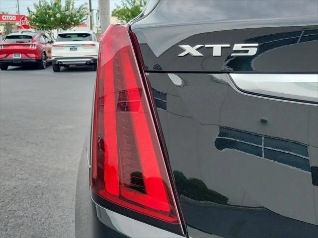 2023 Cadillac XT5 FWD Premium Luxury