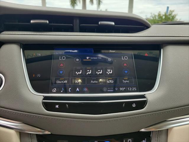 2023 Cadillac XT5 FWD Premium Luxury
