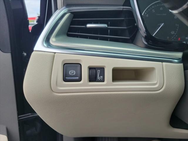 2023 Cadillac XT5 FWD Premium Luxury