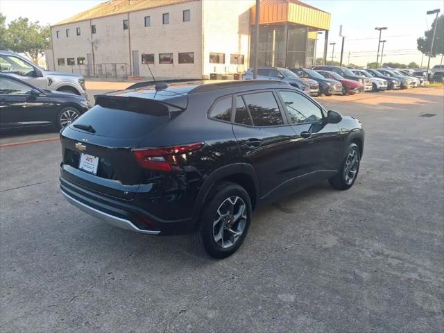 2025 Chevrolet Trax FWD LT