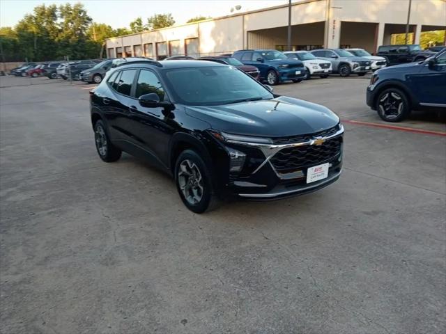2025 Chevrolet Trax FWD LT