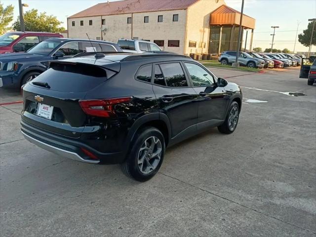 2025 Chevrolet Trax FWD LT