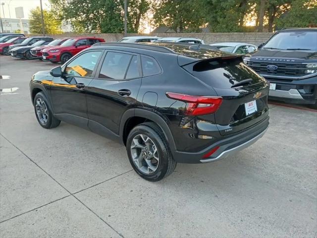 2025 Chevrolet Trax FWD LT