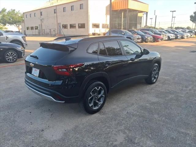 2025 Chevrolet Trax FWD LT