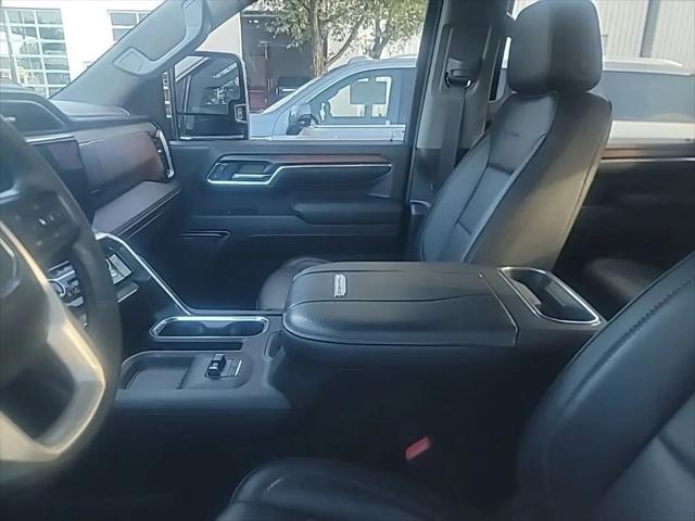 2024 GMC Sierra 3500HD 4WD Crew Cab Long Bed Denali