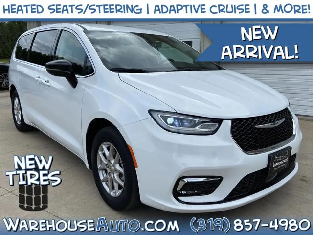 2024 Chrysler Pacifica Touring L for sale in Swisher, IA