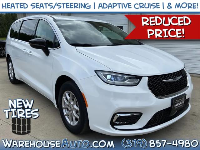 2024 Chrysler Pacifica Touring L for sale in Swisher, IA