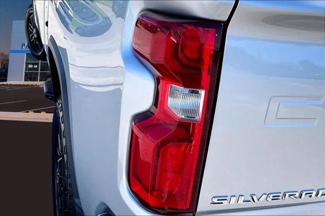 2021 Chevrolet Silverado 2500HD 4WD Crew Cab Standard Bed High Country