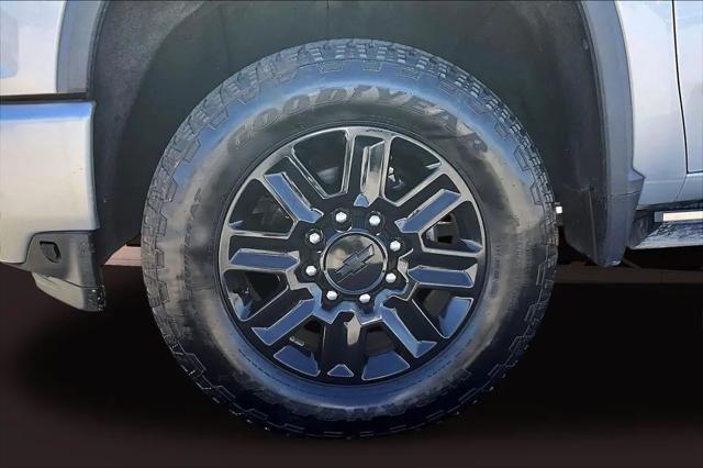 2021 Chevrolet Silverado 2500HD 4WD Crew Cab Standard Bed High Country