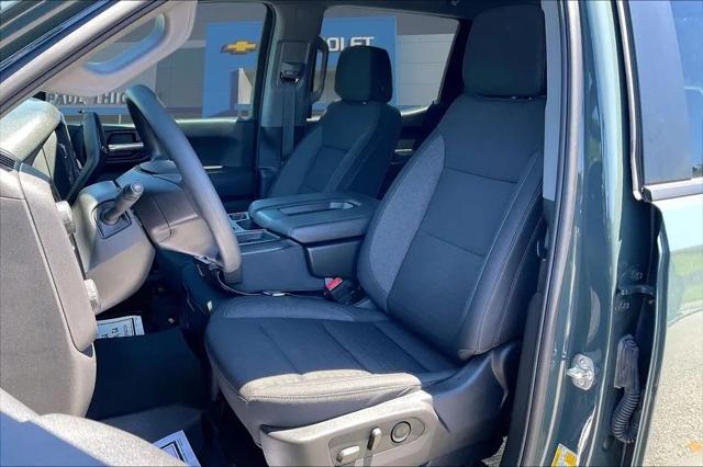 2025 Chevrolet Silverado 1500 4WD Crew Cab Short Bed Custom Trail Boss