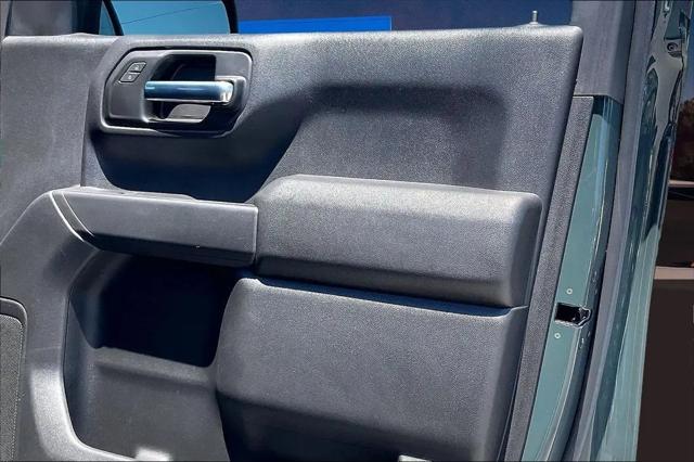 2025 Chevrolet Silverado 1500 4WD Crew Cab Short Bed Custom Trail Boss