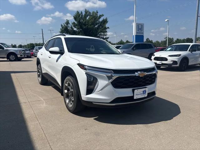 2024 Chevrolet Trax FWD LT