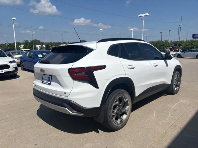 2024 Chevrolet Trax FWD LT