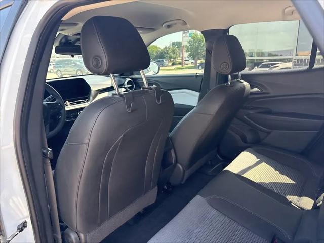 2024 Chevrolet Trax FWD LT
