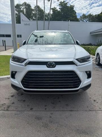 2025 Toyota Grand Highlander Hybrid XLE