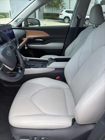 2025 Toyota Grand Highlander Hybrid XLE