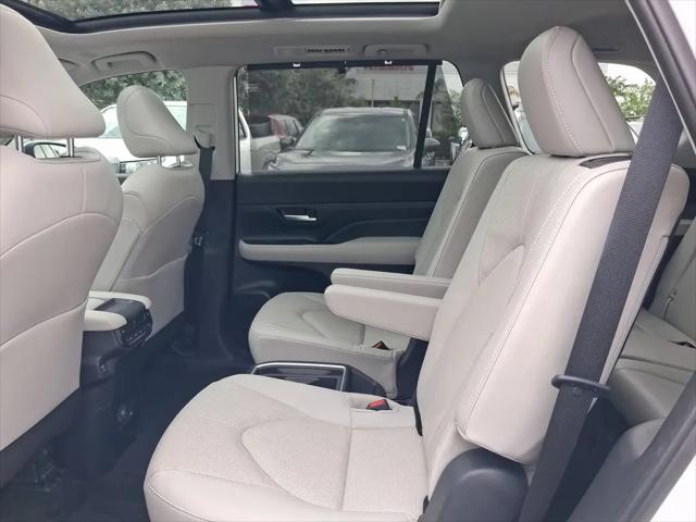 2025 Toyota Grand Highlander Hybrid XLE