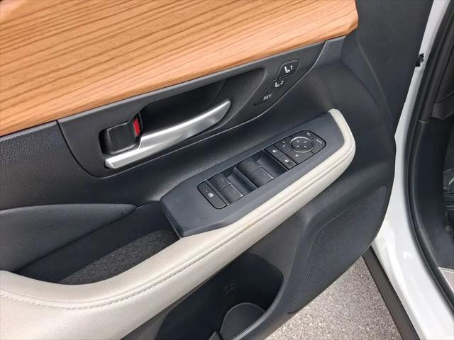 2025 Toyota Grand Highlander Hybrid XLE