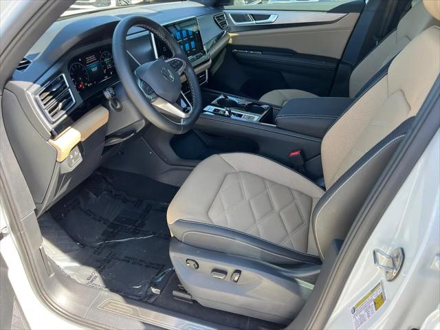 2025 Volkswagen Atlas Cross Sport 2.0T SE w/Technology