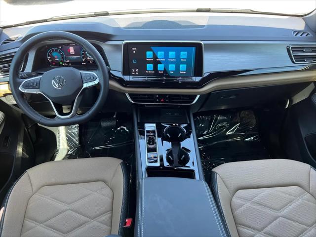 2025 Volkswagen Atlas Cross Sport 2.0T SE w/Technology