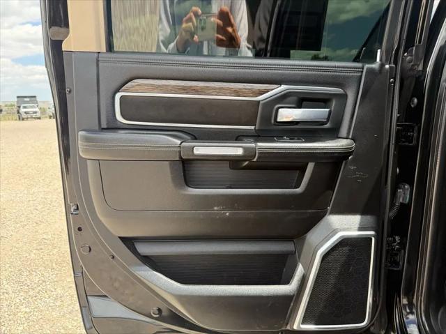 2019 Ram 2500 Laramie Crew Cab 4x4 6'4" Box