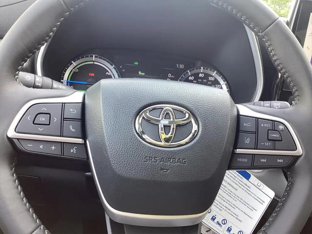 2025 Toyota Highlander Hybrid XLE