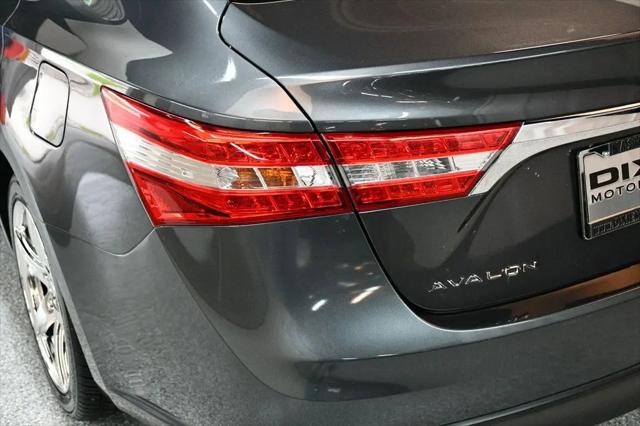 2013 Toyota Avalon XLE Premium