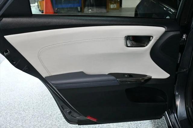 2013 Toyota Avalon XLE Premium