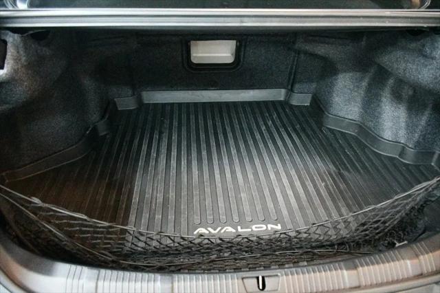 2013 Toyota Avalon XLE Premium