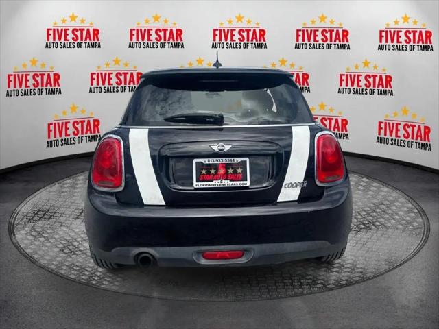 2017 MINI Hardtop Cooper