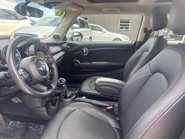 2017 MINI Hardtop Cooper