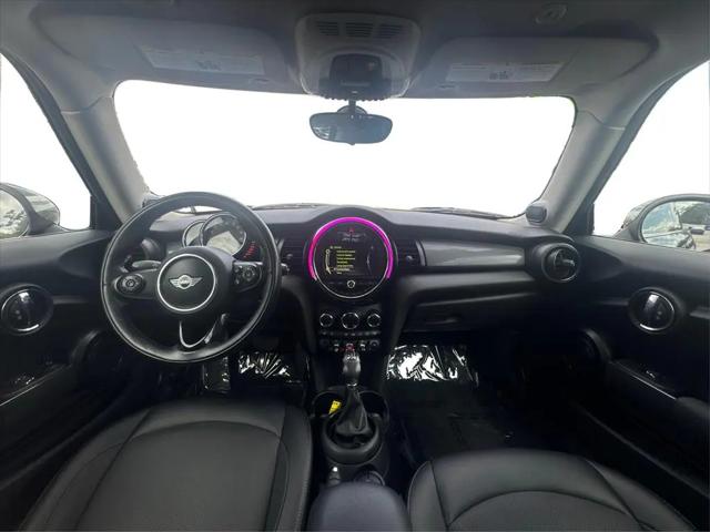 2017 MINI Hardtop Cooper