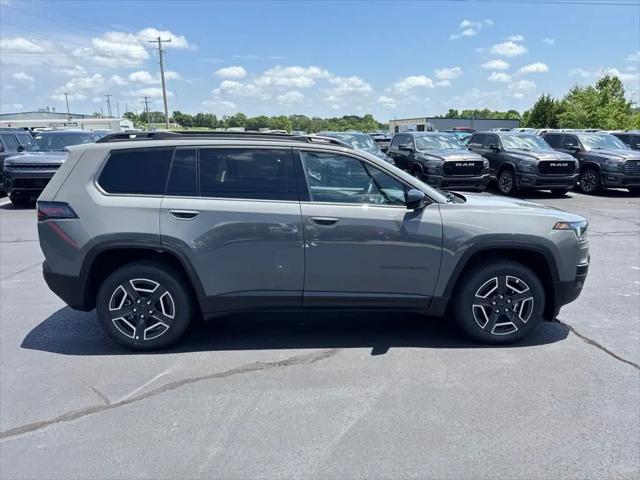2026 Jeep Cherokee Laredo 4x4