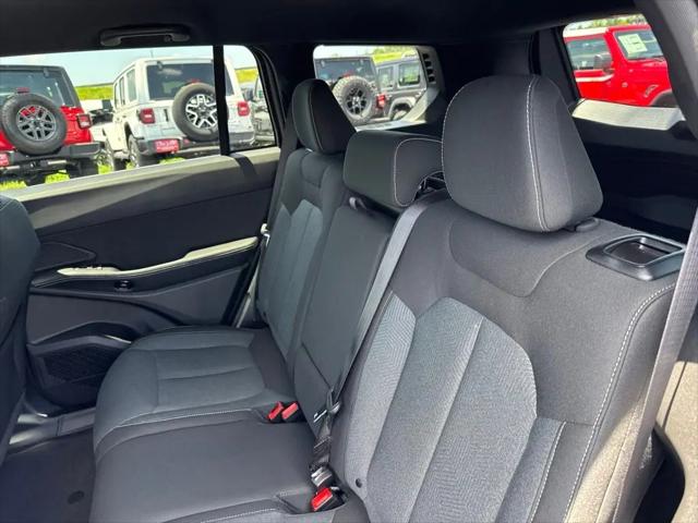 2026 Jeep Cherokee Laredo 4x4