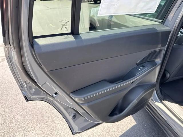 2026 Jeep Cherokee Laredo 4x4