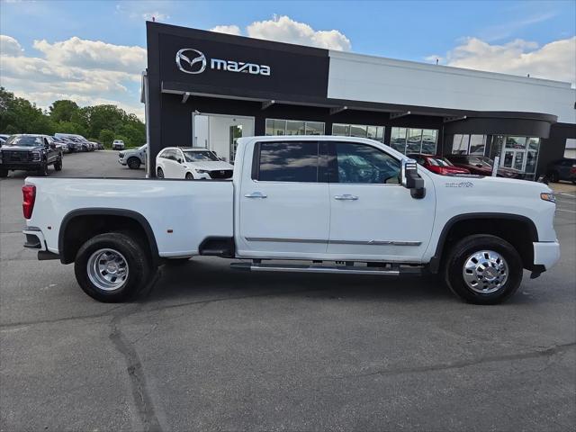 2025 Chevrolet Silverado 3500HD 4WD Crew Cab Long Bed High Country