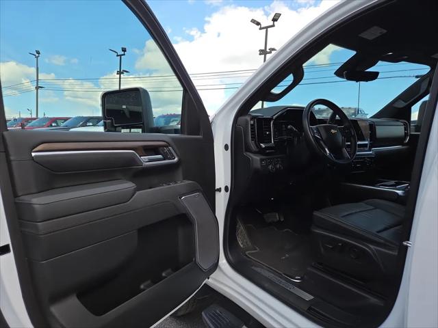 2025 Chevrolet Silverado 3500HD 4WD Crew Cab Long Bed High Country