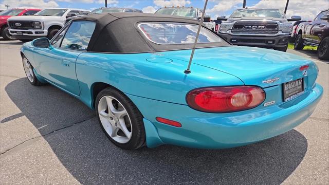 2003 Mazda MX-5 Cloth