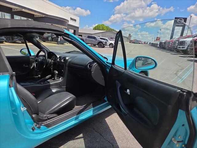 2003 Mazda MX-5 Cloth