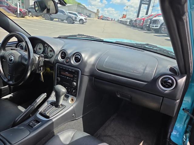 2003 Mazda MX-5 Cloth
