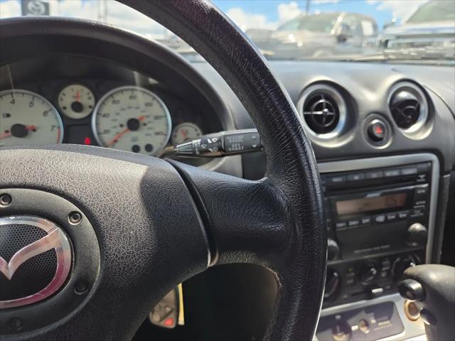 2003 Mazda MX-5 Cloth