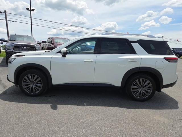 2023 Nissan Pathfinder SL 4WD