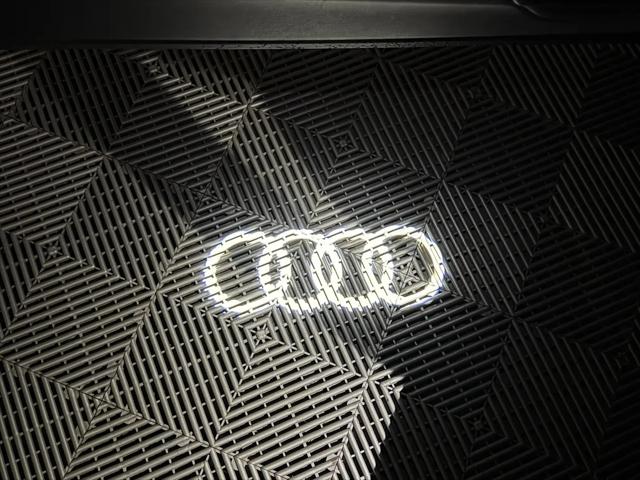 2023 Audi Q7 Premium Plus 55 TFSI quattro Tiptronic